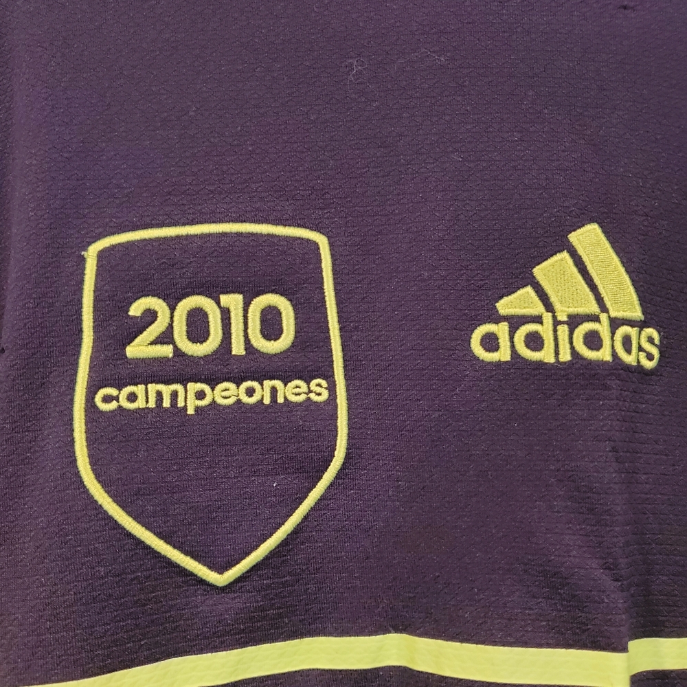 2010 Spain Champions Jersey - Picture 2 of 5